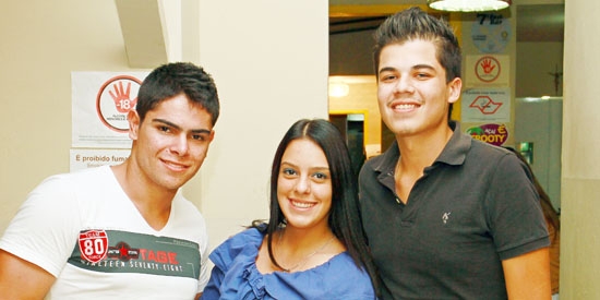 Raul Pires, Laís Oliveira e Vinícius Oliveira no Pastel do Lu